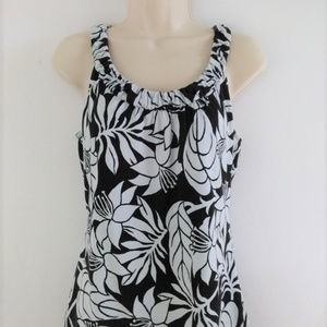 Ann Taylor Black and White Sleeveless Top Spring M
